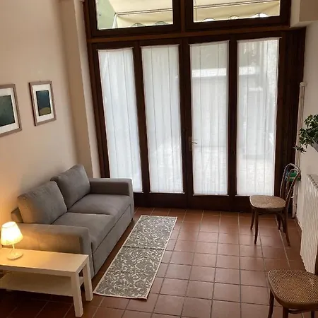 Apartment Monolocale In Con Giardino Vicino Al Centro Verona